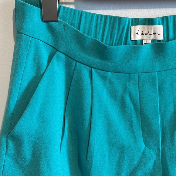 Babaton Shorts - Picture 3 of 5